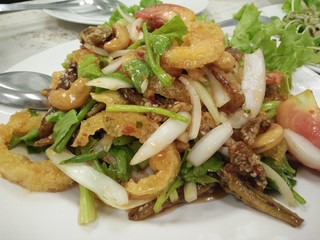 Thai squid salad and ingredient on plate