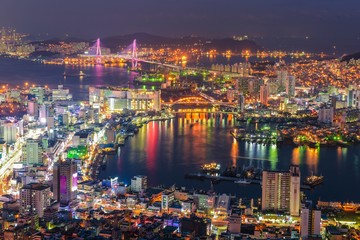 Obraz premium port city night, korea 