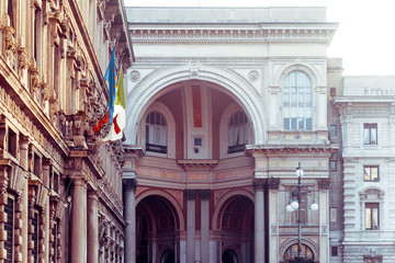 Obraz premium Traditional antique city building in Milan