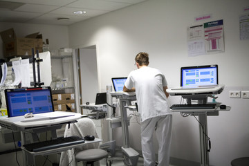 PEDIATRIC EMERGENCY UNIT