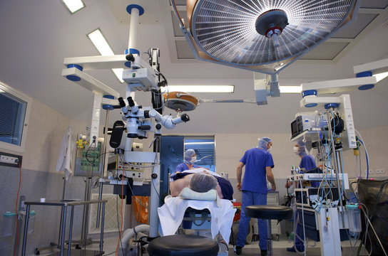 Cataract Surgery" Images – Browse 1,116 Stock Photos, Vectors, and Video | Adobe Stock