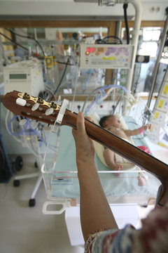 MUSIC IN HOSPITAL 