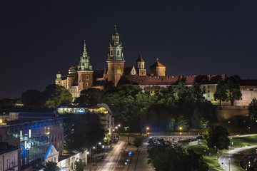 Fototapeta na wymiar Royal castle of the Polish kings on the Wawel hill in Krakow