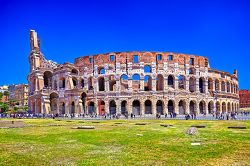 Fototapeta na wymiar Panorama Colosseum in Rome and blue sky, Italy.