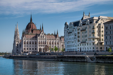 Fototapeta premium Budapest, Hungary - The Parliament and the palaces of the government quarter