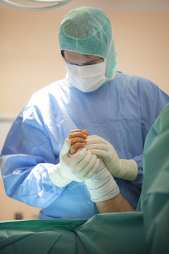 ORTHOPEDIC SURGERY