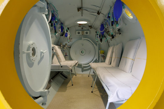HYPERBARIC CHAMBER