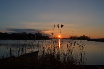 Coucher de soleil dans les Marais