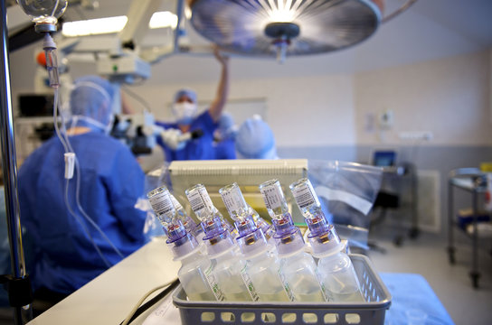 SURGERY, ANTIBIOTIC