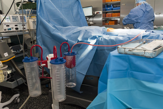 GYNECOLOGICAL SURGERY