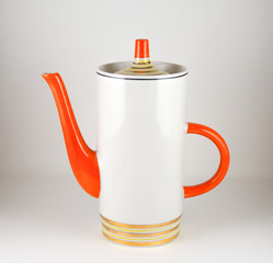 Porcelain kettle
