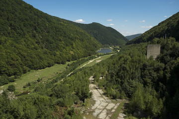 Fototapeta na wymiar View from Gura Raului dam, in Sibiu county, Romania