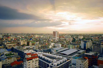 Fototapeta premium Top view of cityscape of bangkok city, Thailand