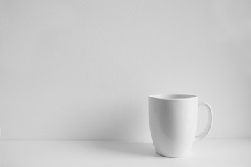 Obraz premium photorealistic white cup on white background