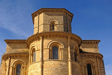 Fototapeta na wymiar apse of the church San Martin de Tours, Fromista, Palencia, Spain