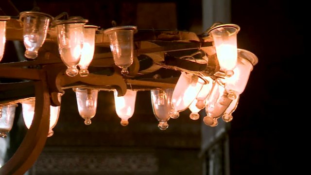 Lampen in Moschee