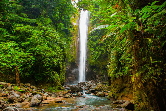 Fototapeta Casaroro waterfall, Philippines. Valencia, island Negros.