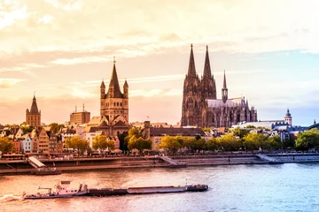 Köln Dom und Groß St. Martin, Sonnenuntergang  © Sina Ettmer