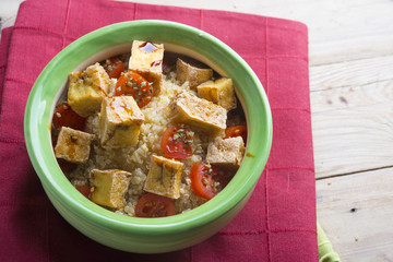 Salad of tofu and quinoa