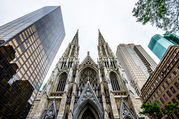 Naklejka premium The Cathedral of St. Patrick in New York