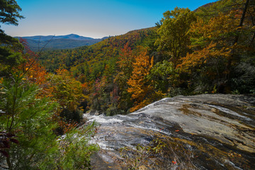 Fototapeta na wymiar mountain waterfalls in the autumn