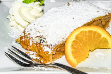 Apfelstrudel/gâteau aux pommes