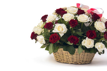 Bouquet of roses in a wooden basket
