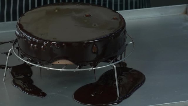 torta con cioccolato fondente