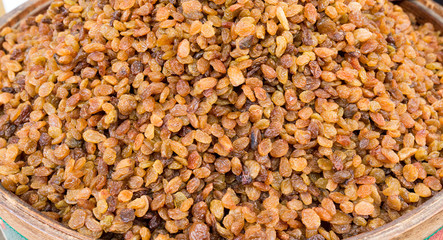 Fresh golden raisins