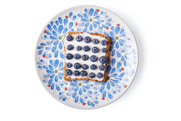 toast with cream cheese and blueberry