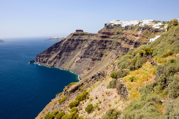 Fototapeta na wymiar Beautiful view of the Santorini island, with caldera and Aegean Sea, Greece