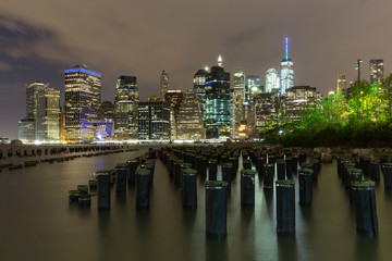 Fototapeta na wymiar Manhattan Skyline by night