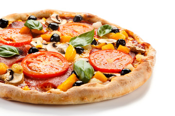 Pizza pepperoni with tomatoes, mushrooms and olives