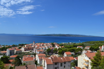Fototapeta na wymiar city and ocean view at croatian coastline