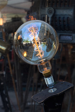 Lampe boulle halogene