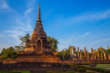 Obraz premium Wat Sa Si Temple at Sukhothai Historical Park, a UNESCO World Heritage Site in Thailand