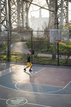 Basketball player shooting
