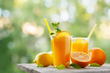 Foto op Plexiglas Sap Vers geperst sinaasappelsap