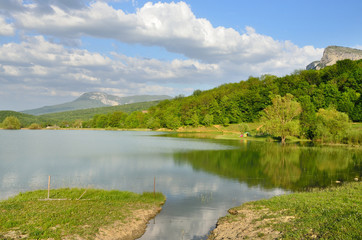 Fototapeta premium Озеро в Бахчисарайском районе Крыма
