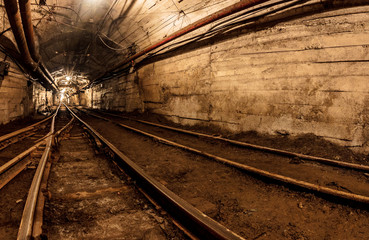 Fototapeta na wymiar Railway in the mine