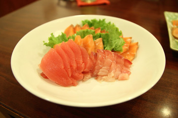 Japanese mixed sashimi - Salmon Maguro Shimaaji