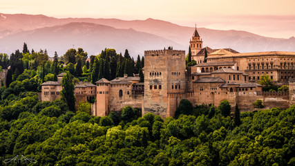 Alhambra de Granada por la tarde - obrazy, fototapety, plakaty