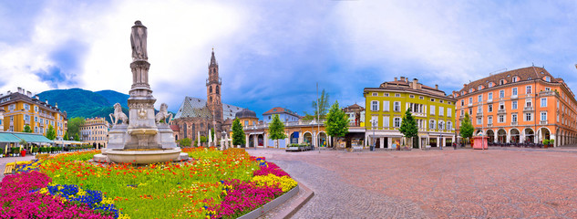 Bolzano main square Waltherplatz panoramic view - obrazy, fototapety, plakaty
