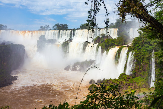 famous Iguacu falls
