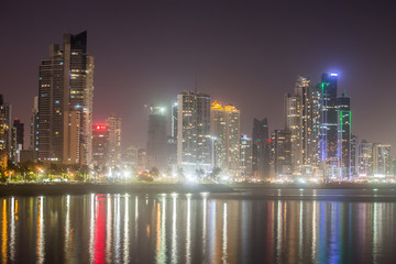 Fototapeta premium Panama City, panorama centrum miasta i Zatoka Panamska, Panama, Ameryka Środkowa.