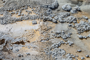 Geyser/ Gesir