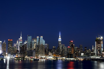 Fototapeta na wymiar NYC skyline night