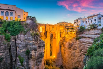 Fotobehang Ronda Puente Nuevo Ronda, oude stad en brug van Spanje