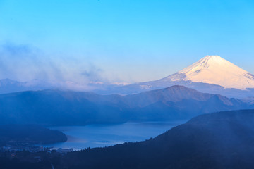 Fototapeta na wymiar Mountain Fuji winter in morning.