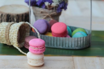 Fototapeta na wymiar French dessert macaroons with colorful is delicious.